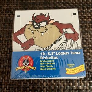 Looney Tunes 10-3.5” Diskettes Volume One, 5 Character Designs. Sealed.
